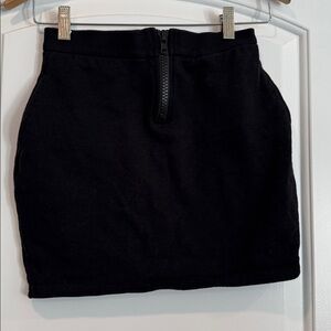 Miss 8 Black Zip Front Mini Skirt Size Small